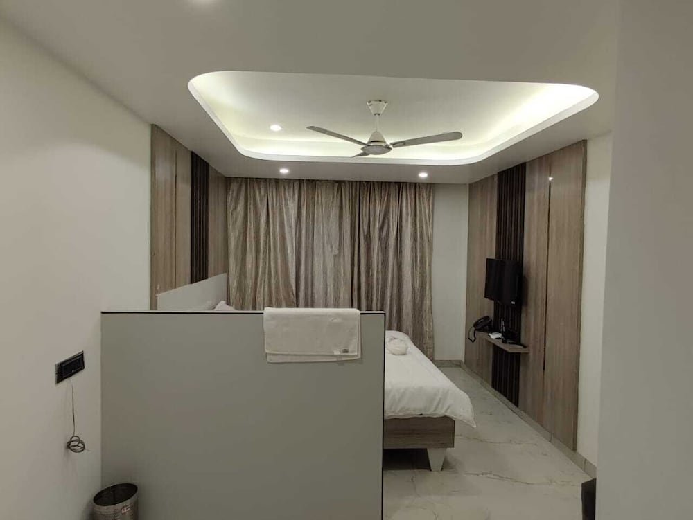 Standard Room - Photo 1