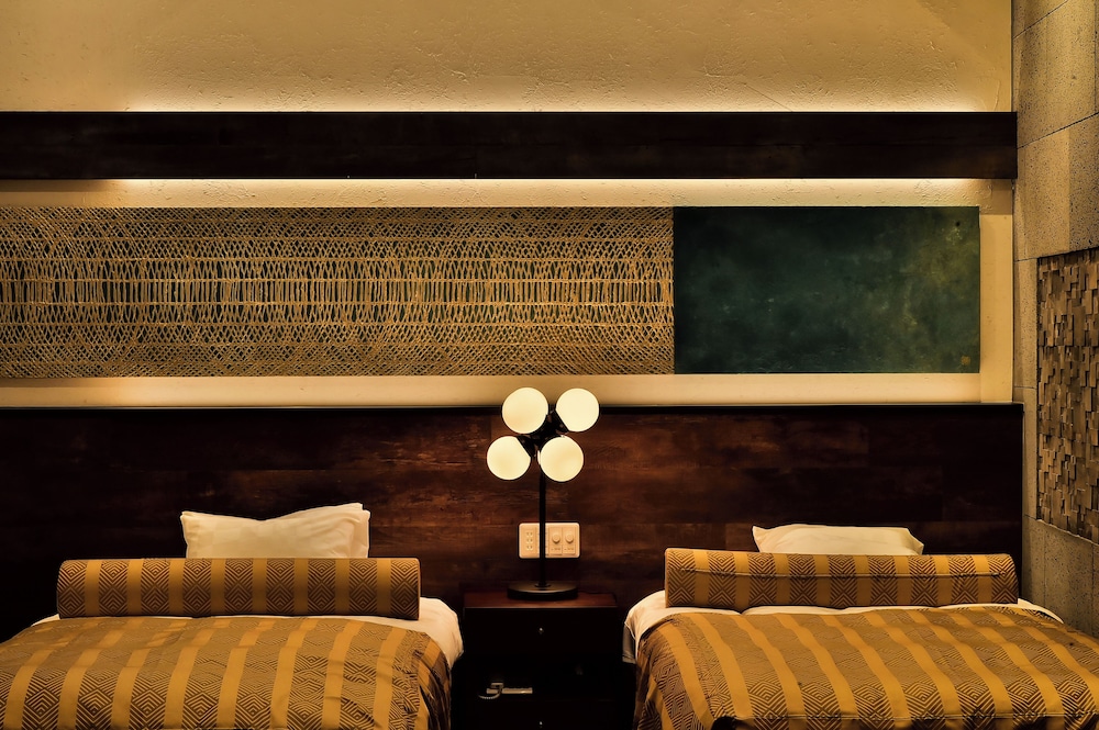 Menou Guestroom with Open-Air Bath, Non Smoking photo 2