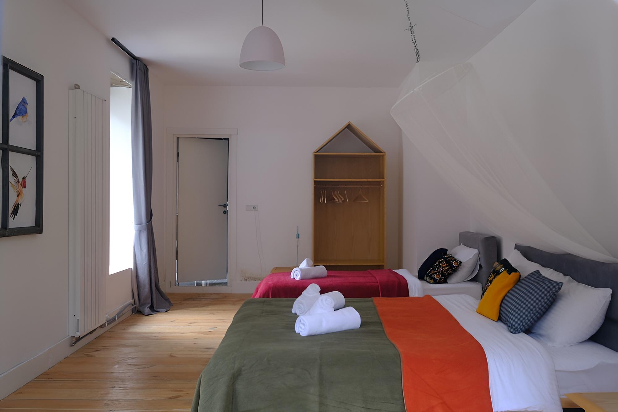 Economy Suite photo 2