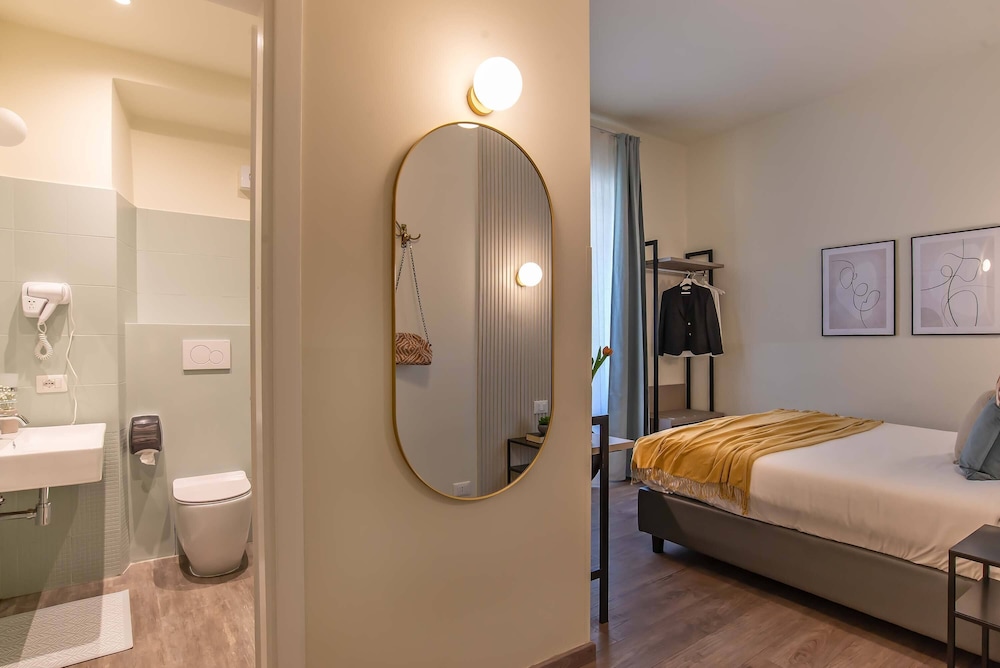 Double or Twin Room photo 3