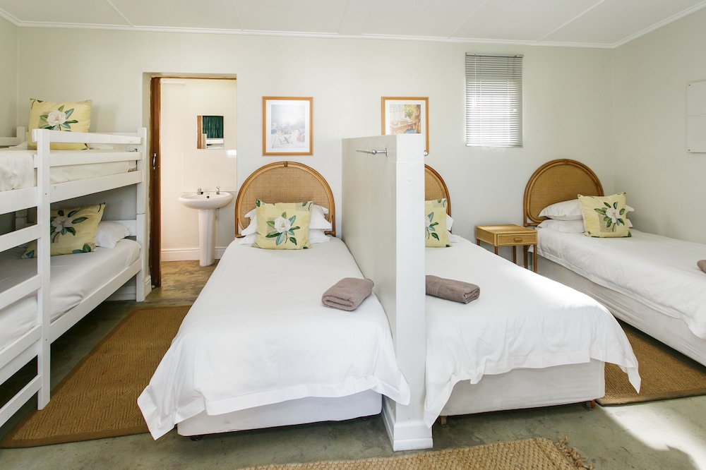 Economy Room (Economy 6 sleeper) photo 1