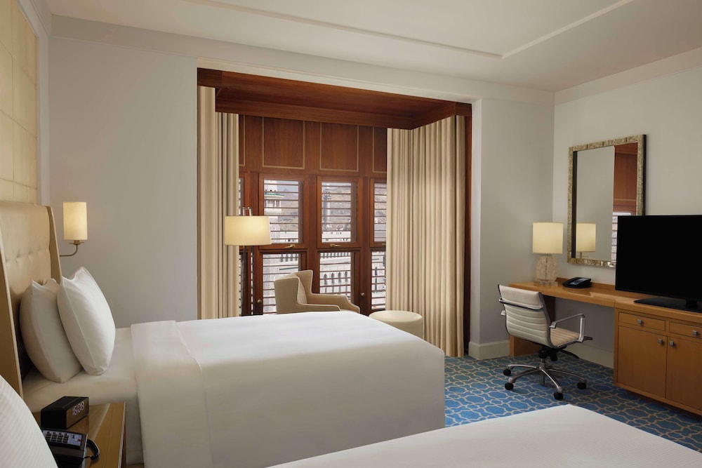 Deluxe Room, 3 Twin Beds, Non Smoking