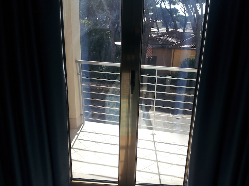 Comfort Double or Twin Room, Balcony photo 3