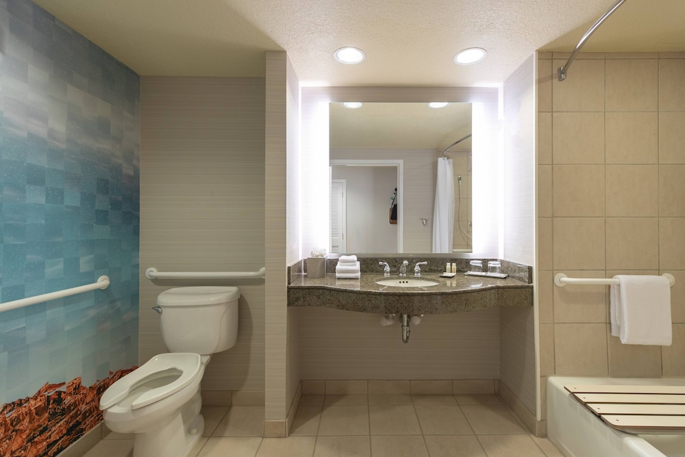 Executive Suite, 1 Bedroom - Photo 5
