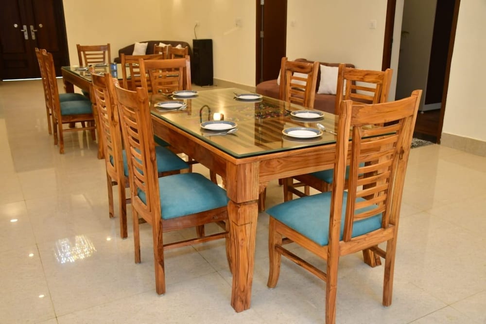 Family Villa, 4 Bedrooms, Garden View, Garden Area