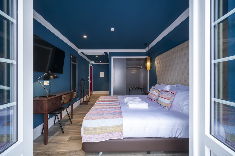 Standard Twin Room - Photo 6
