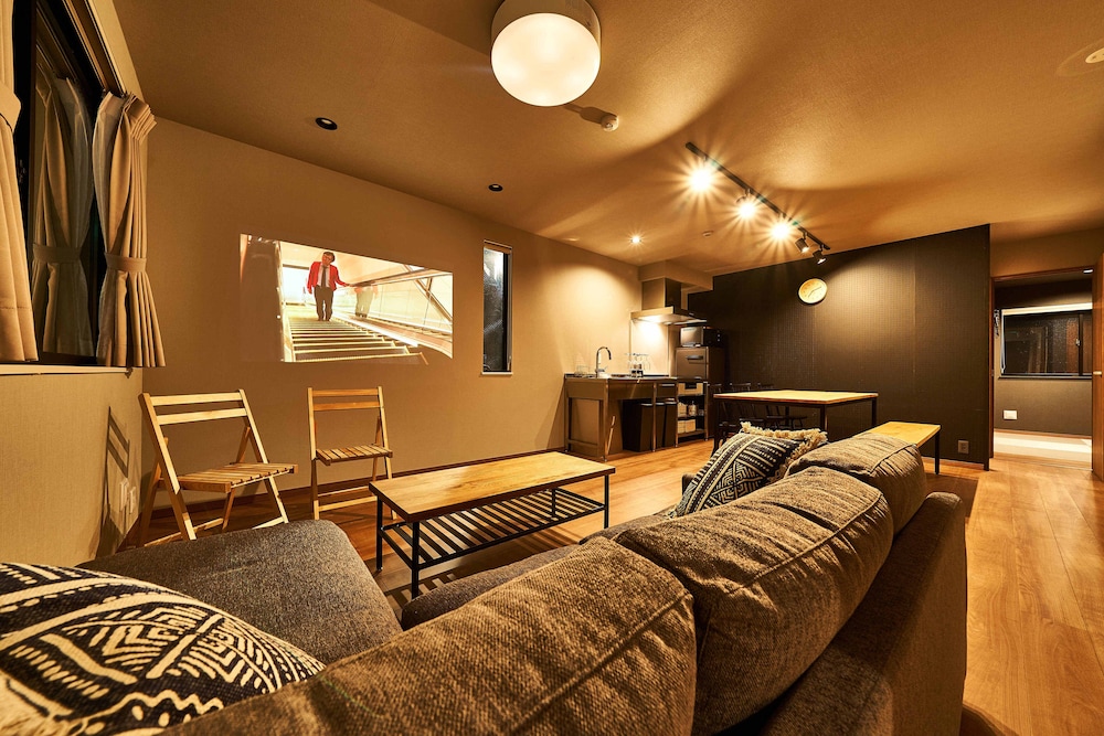 House - Photo 8