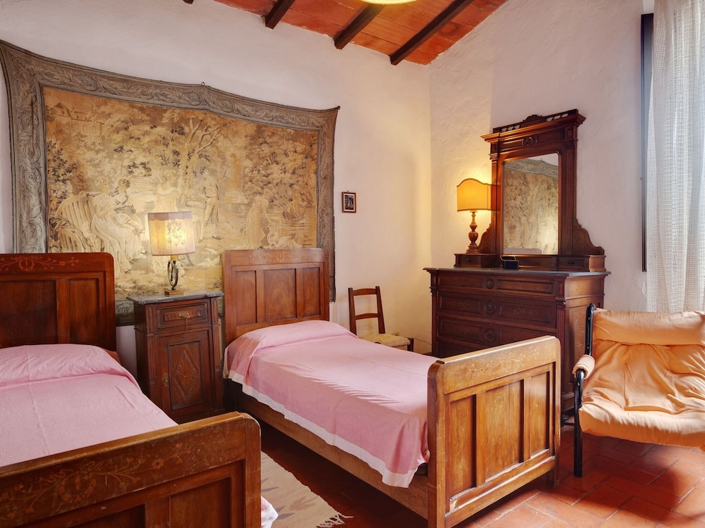 Classic House, 3 Bedrooms