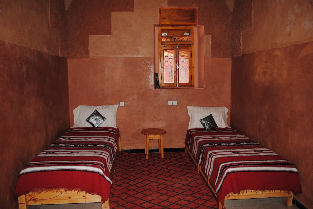 Twin Room, 2 Twin Beds photo 3