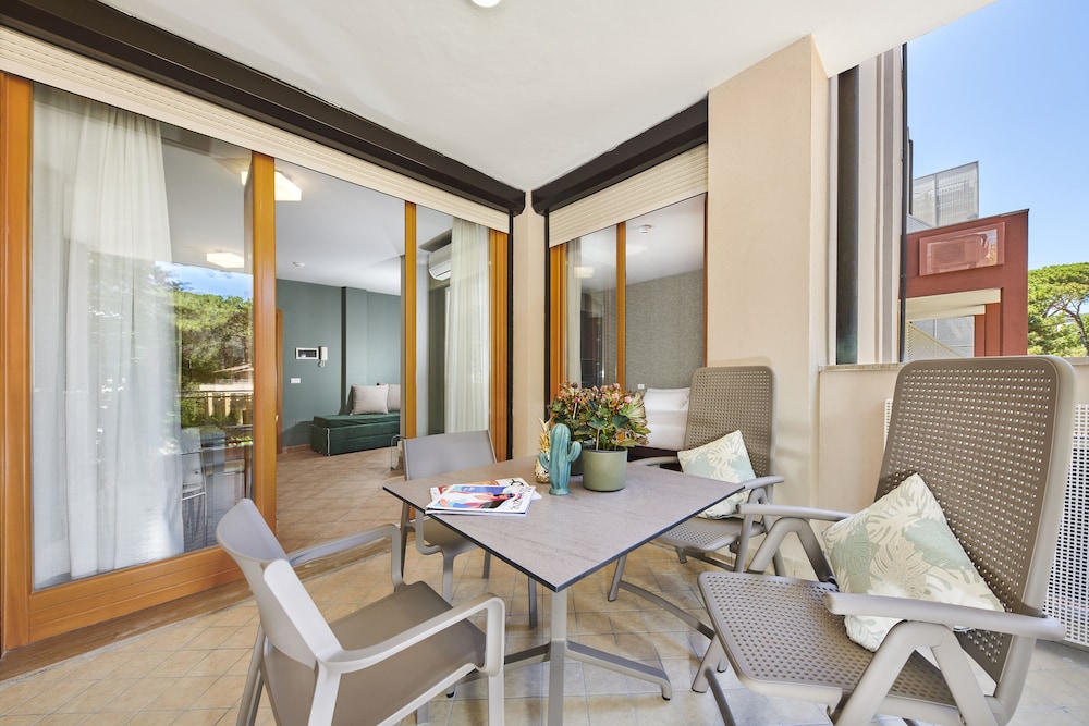 Junior Suite - Photo 8