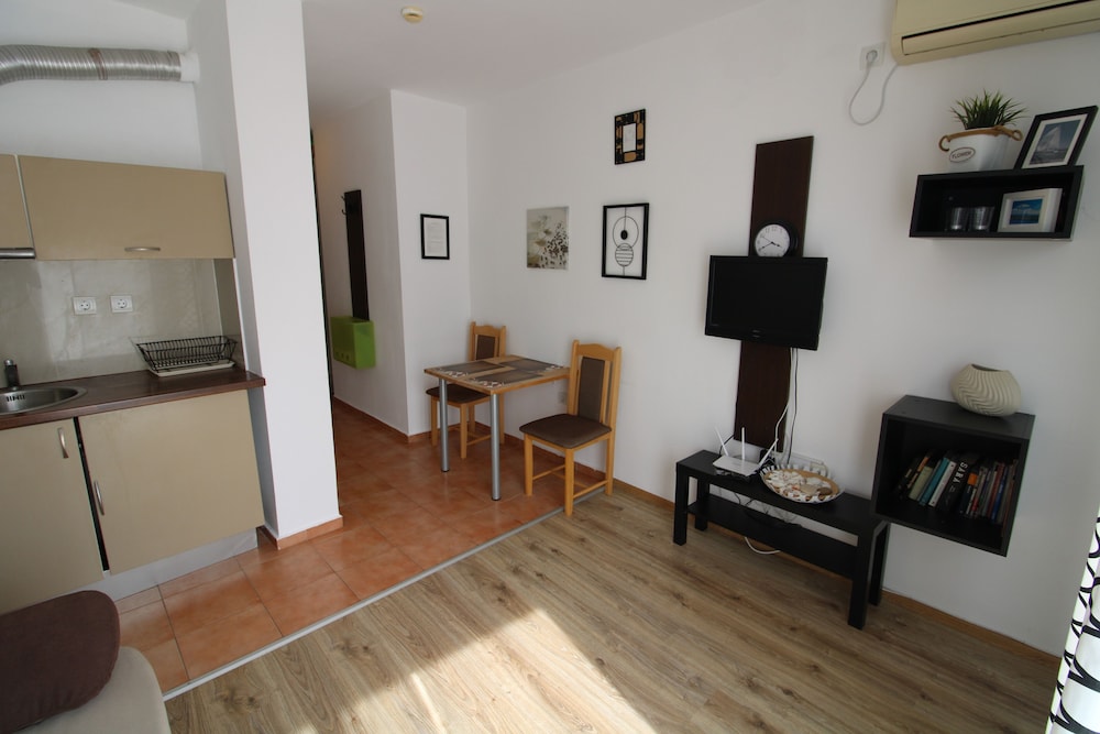 Comfort Studio photo 2
