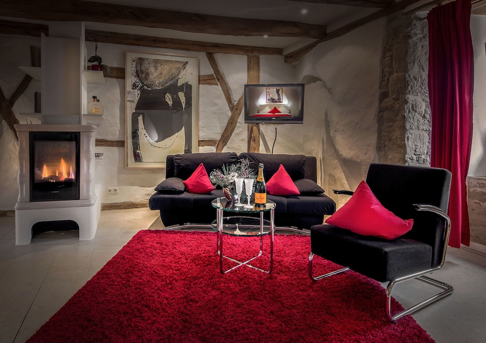 Romantic Studio Suite photo 1