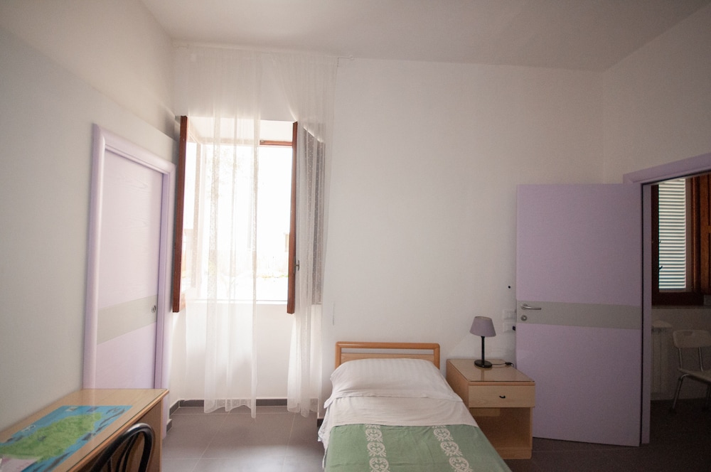 Comfort Single Room