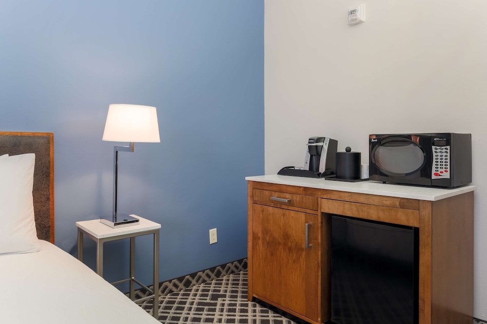 Room, Accessible - Photo 5