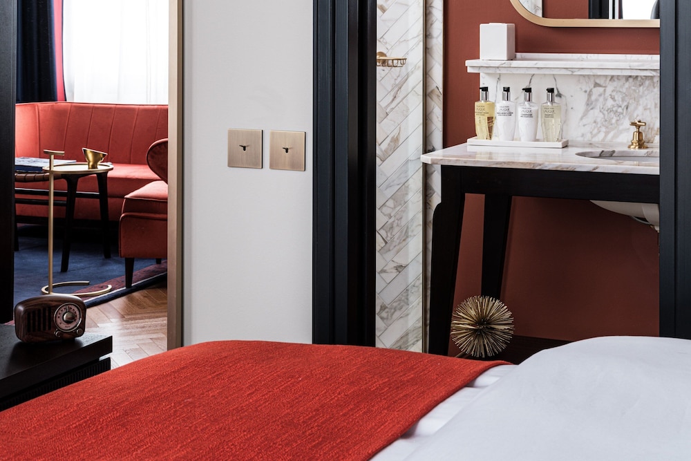 Junior Suite, 1 Bedroom - Photo 16