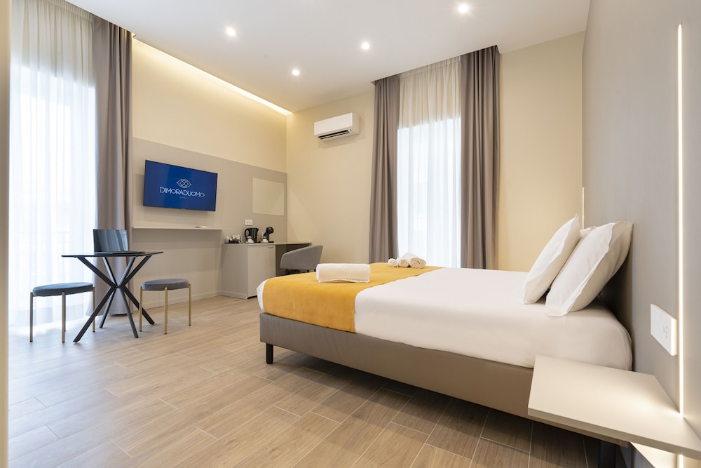 Deluxe Double or Twin Room photo 1