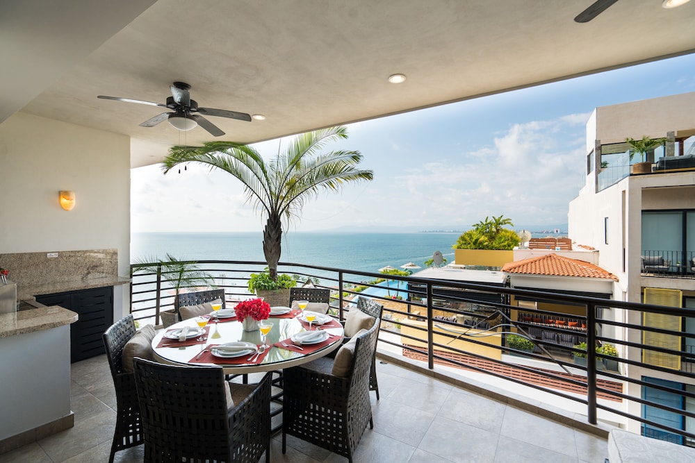 2 Bed Partial Ocean View Suite photo 1