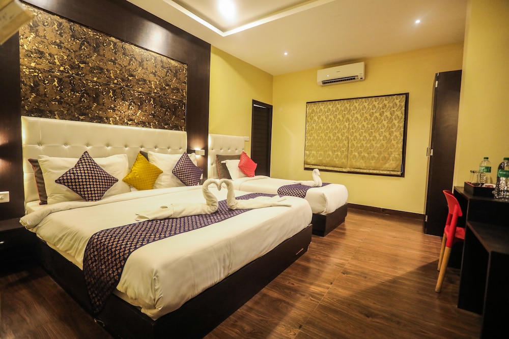 Classic Triple Room - Photo 1