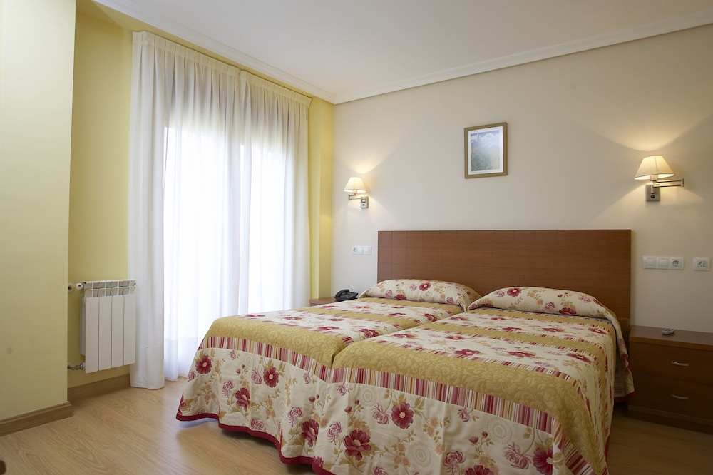 Habitación Doble, Balcón, Vista al Jardín