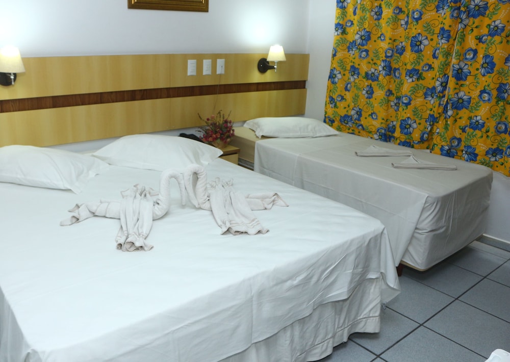 Standard Triple Room, Non Smoking - Photo 6