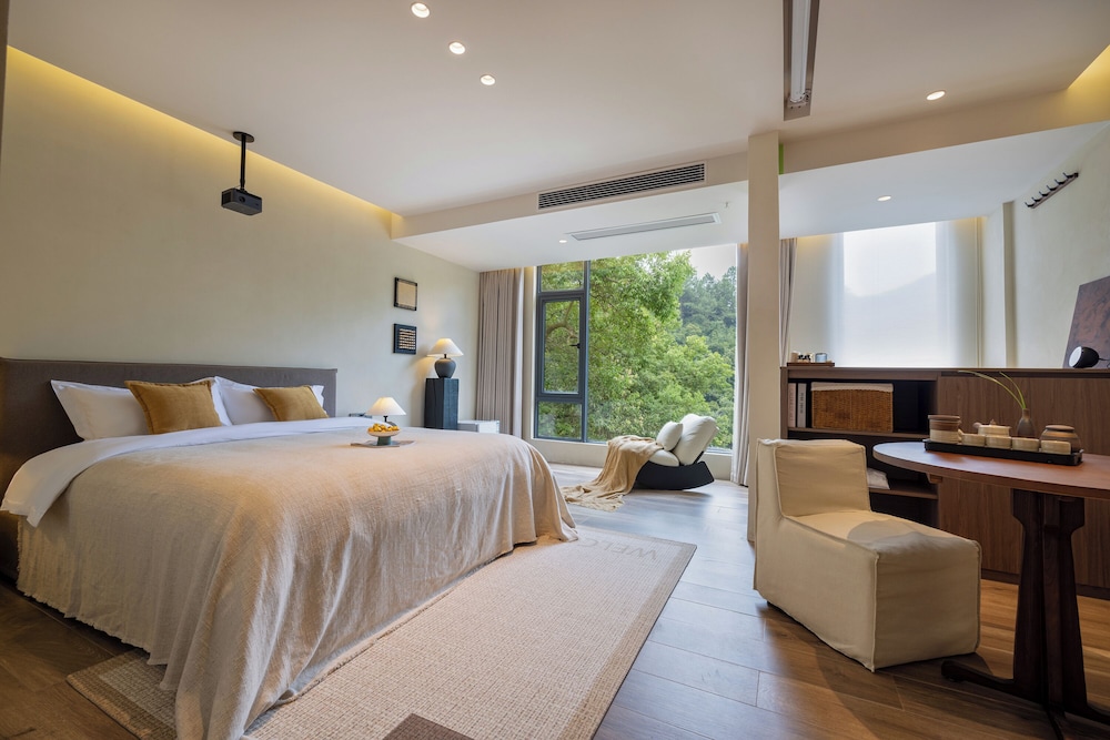 Superior Double Room, Courtyard View