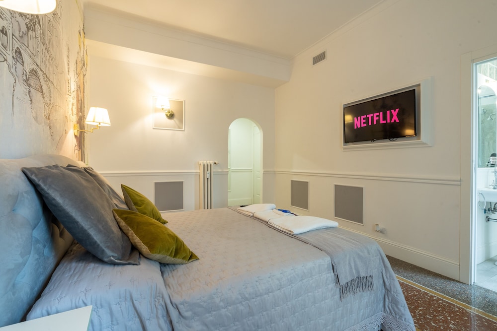 Standard Double Room, 1 Queen Bed photo 3