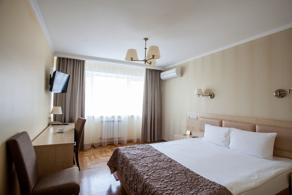 Standard Double Room photo 3