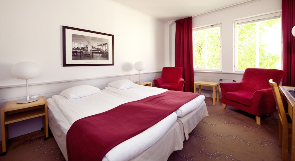 Standard Room, 2 Twin Beds - Photo 2