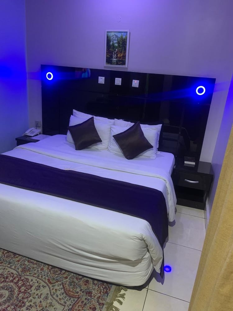Executive Room photo 1