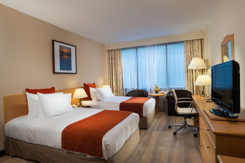 Room, 2 Twin Beds, City View - Photo 6
