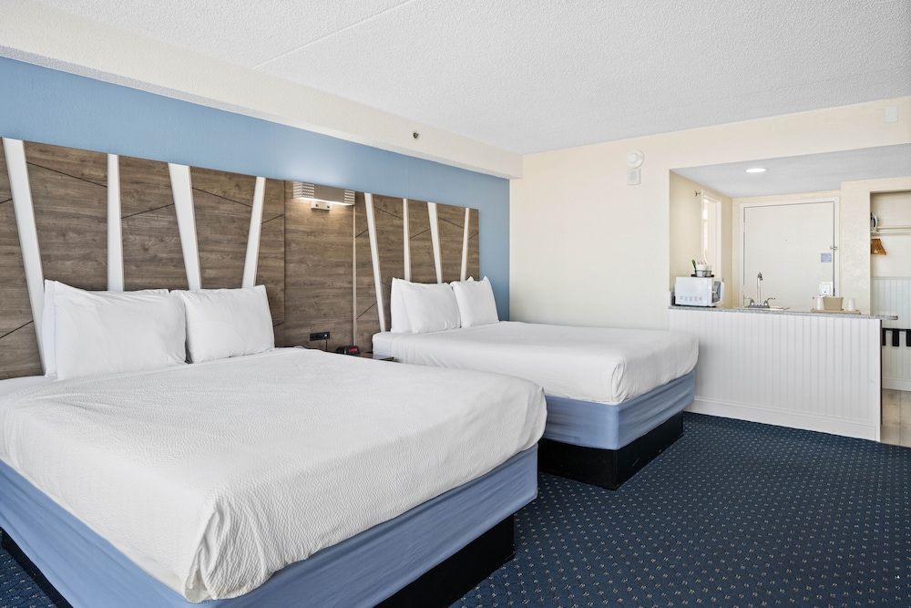 Standard Room, 2 Queen Beds (Non-Oceanfront) photo 1