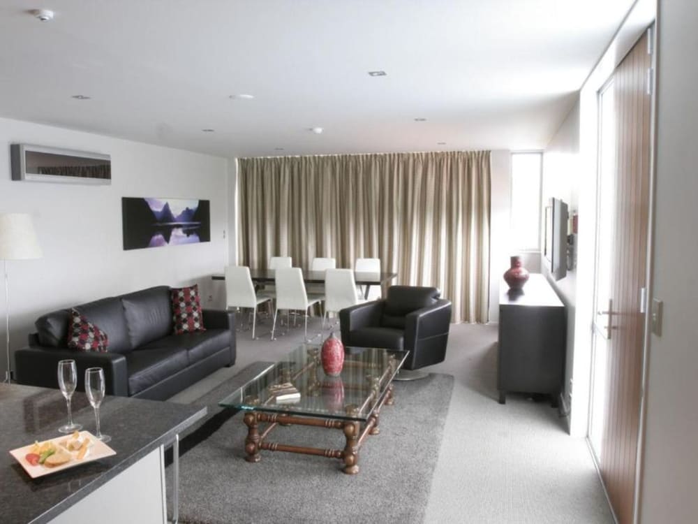Two Bedroom Accessible Apartment photo 3