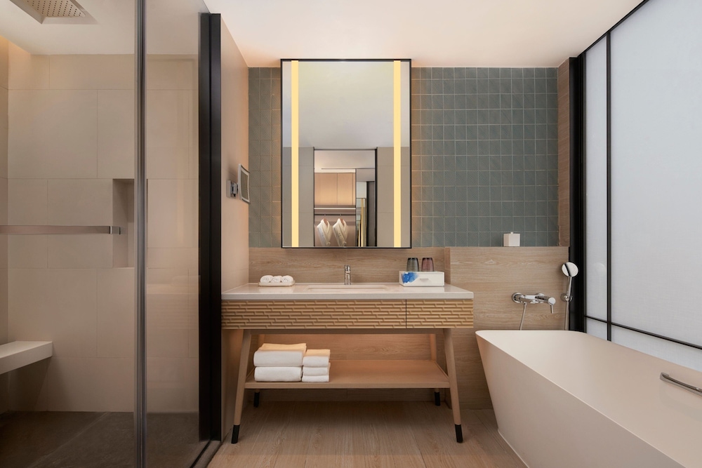 Suite, 1 Bedroom, Ocean View - Photo 12