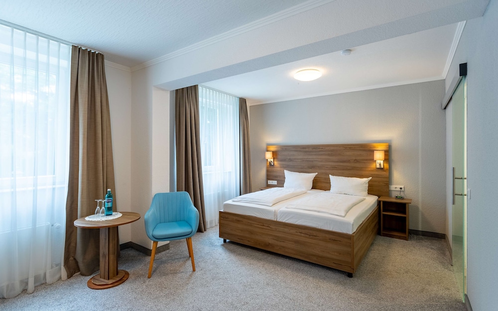 Superior Room, 1 Double Bed (Quiet Location) photo 1