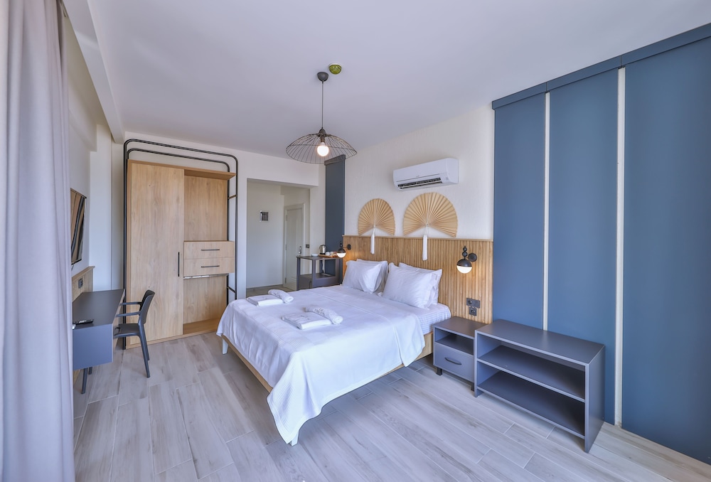 Premium Oda Fransiz Balkonlu Deniz Manzarali - Photo 4