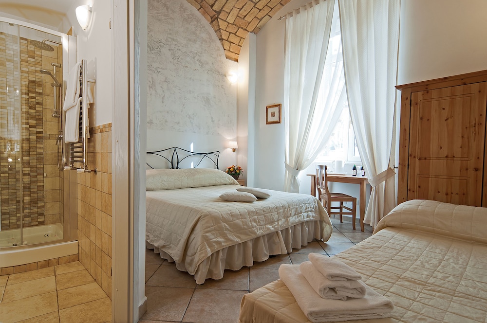 Standard Double Room, Annex Building (Extra Bed - 30mt. From Main Building) photo 1