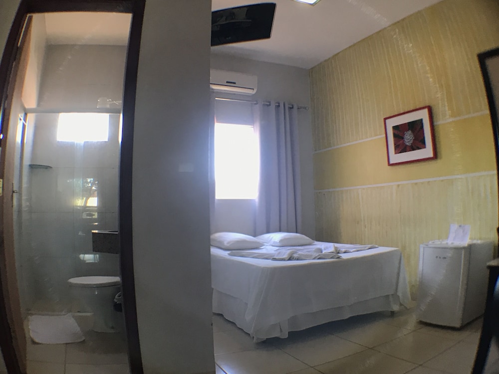 Standard Double or Twin Room, 1 Double or 2 Twin Beds photo 2