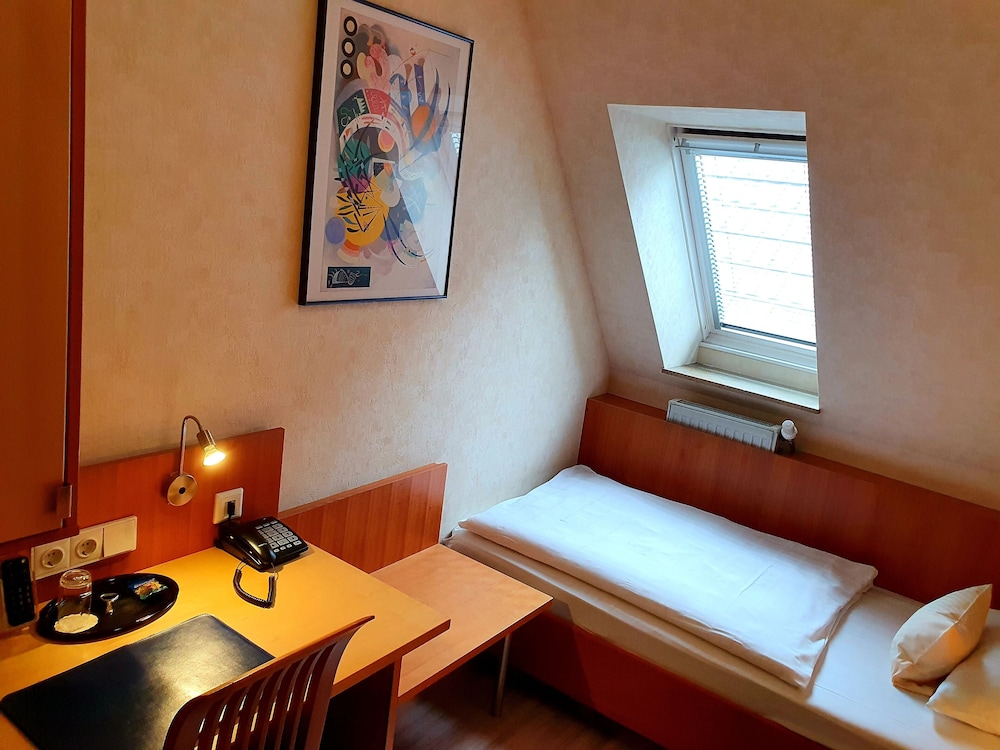 Standard Single Room photo 1