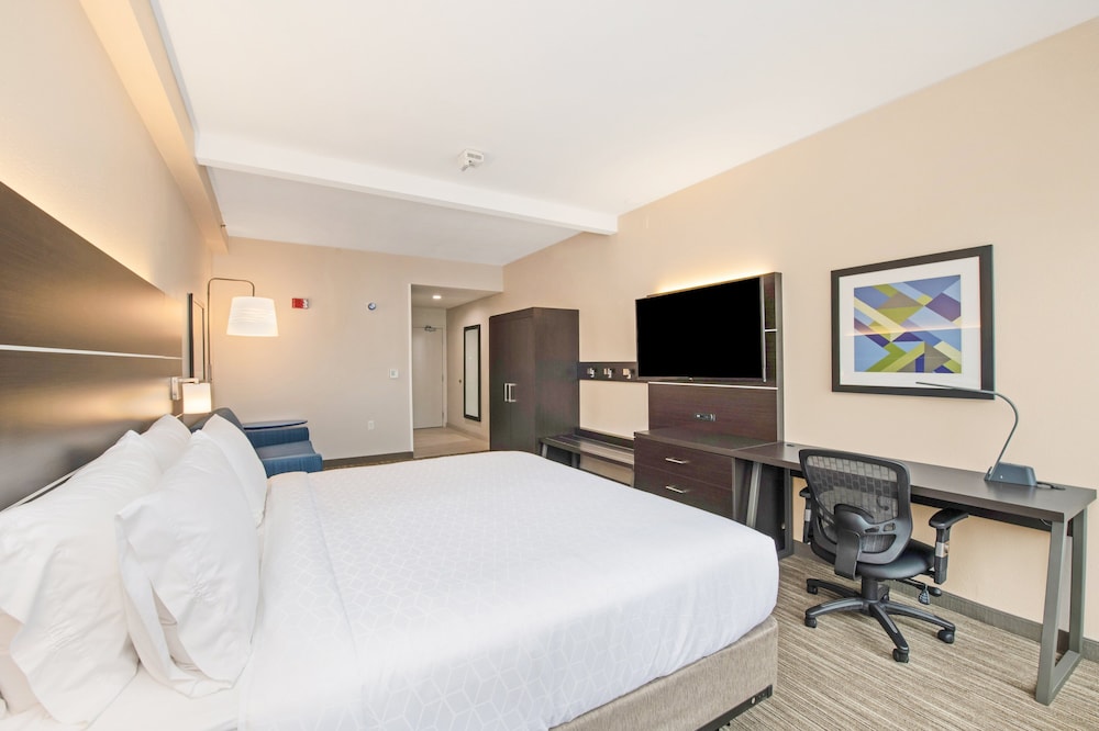 Standard Room, Multiple Beds photo 1