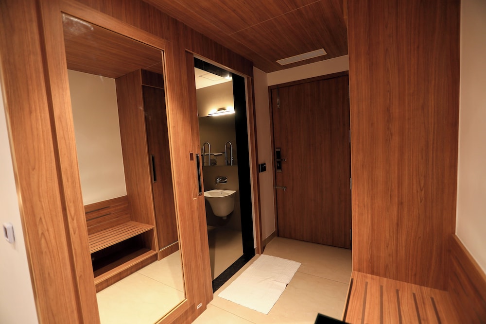 Standard Room - Photo 8