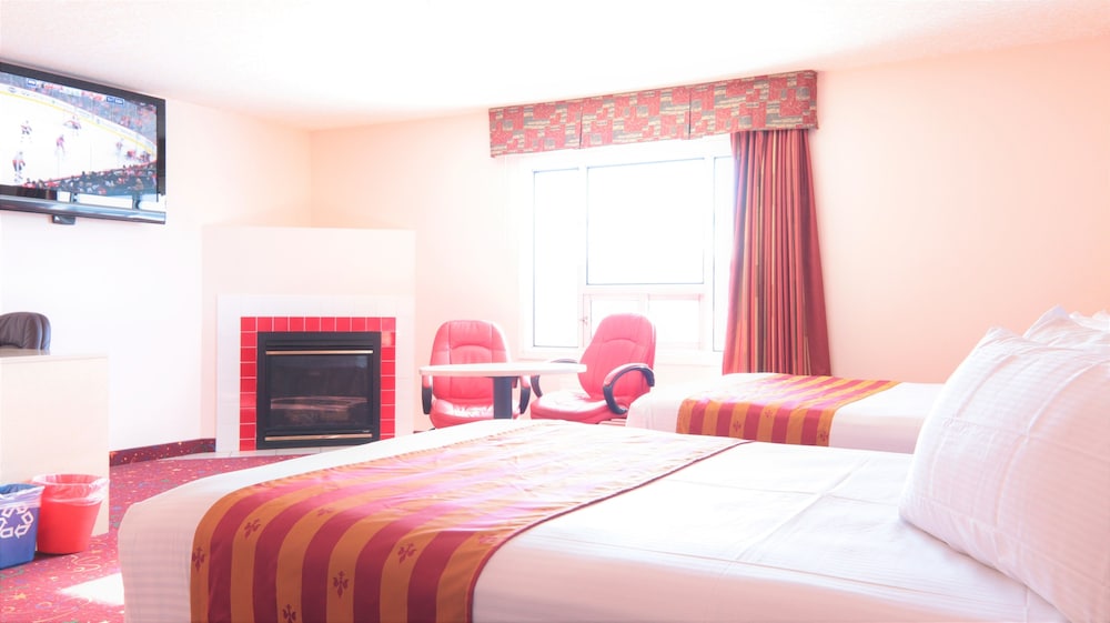 Premium Double Room, 2 Queen Beds, Fireplace photo 1