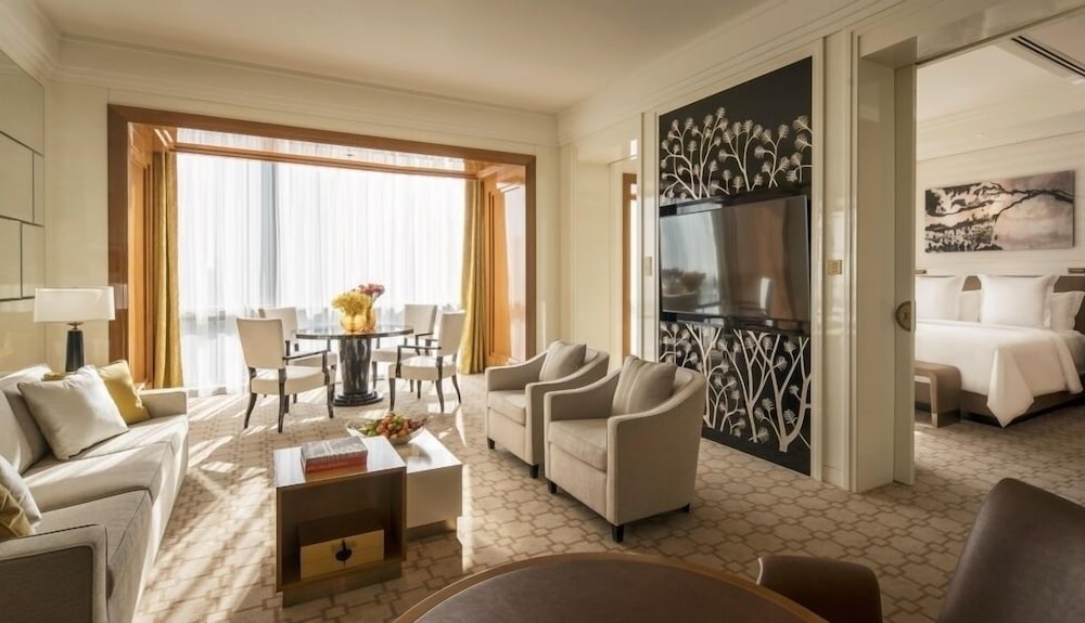 Premier Suite