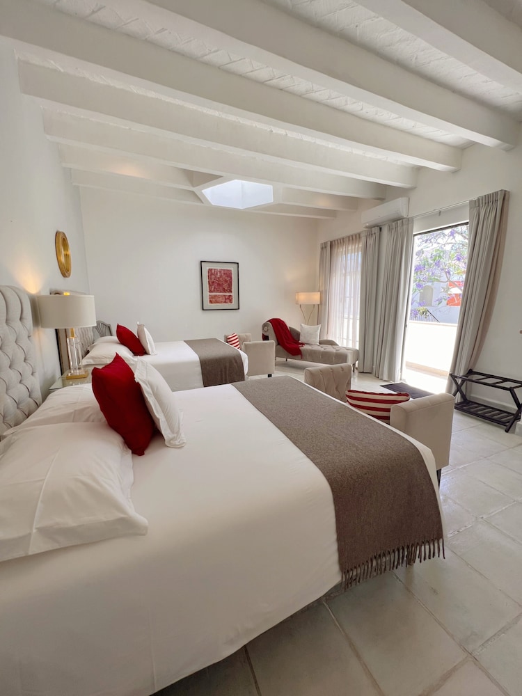 Luxury Suite, 2 Queen Beds, Courtyard View - Photo 1