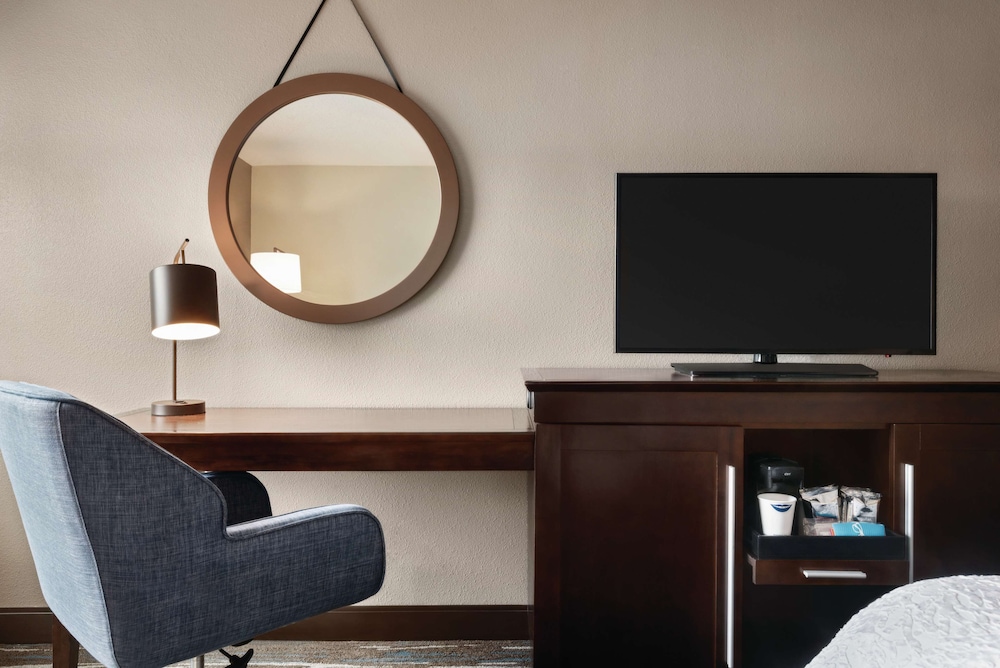 Hampton Inn & Suites Ft. Wayne-North, Photo 2