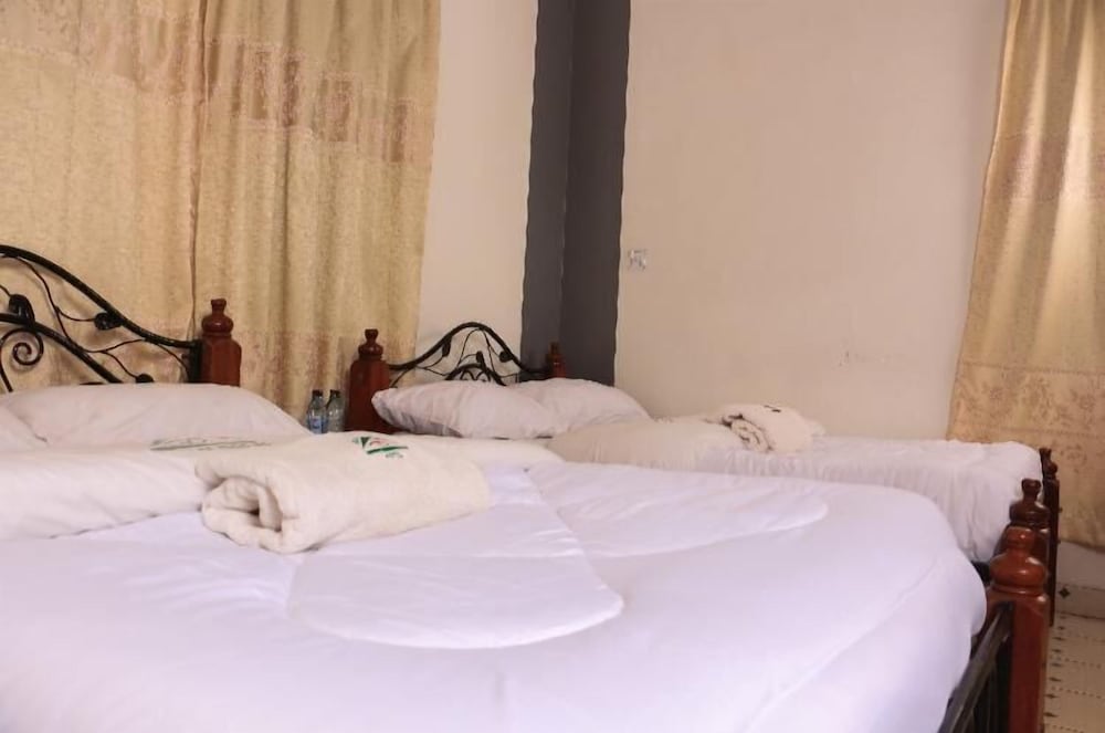 Deluxe Double or Twin Room photo 1