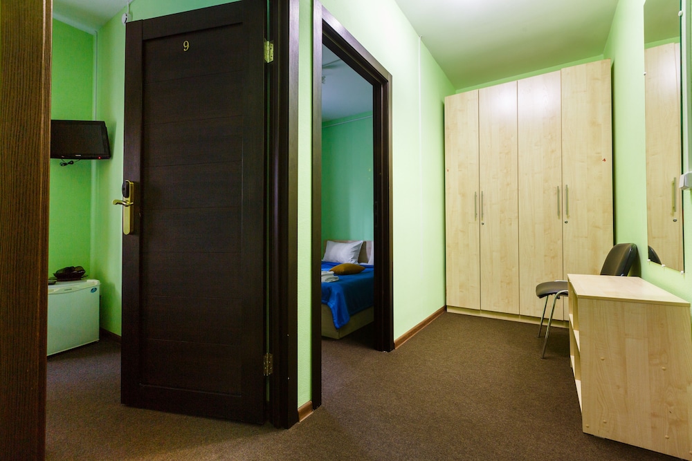 Economy Double or Twin Room photo 2