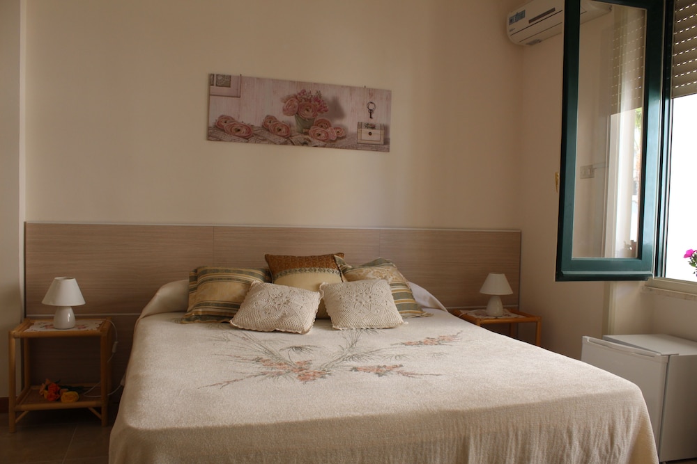 Comfort Quadruple Room, 1 Queen Bed with Sofa bed