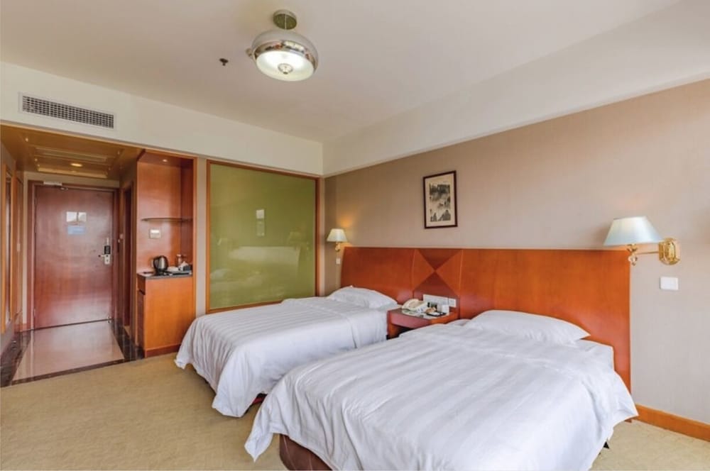 Business Twin Room photo 3