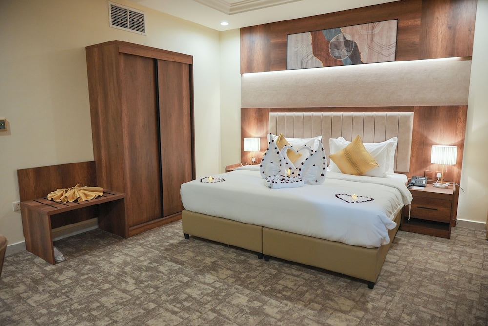 Honeymoon Suite photo 1