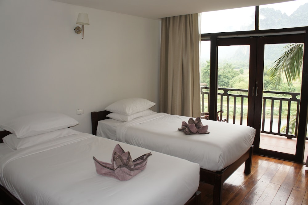 Deluxe Plus Twin Room, Balcony, River View photo 3